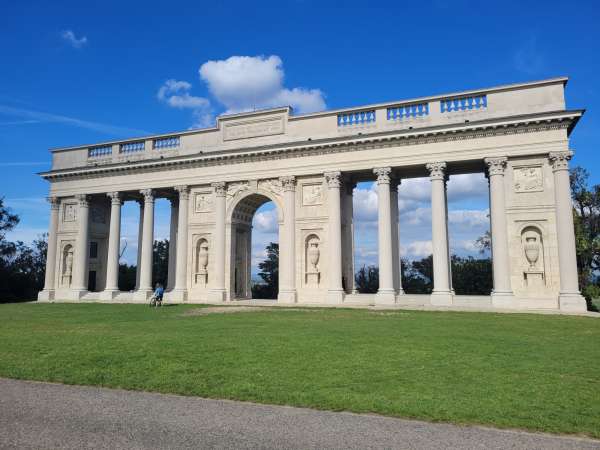 Classicistische colonnade