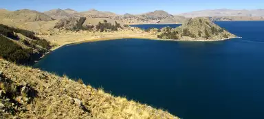 Jazero Titicaca