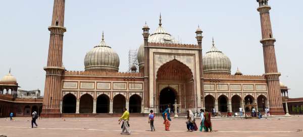 The most beautiful Mughal mosques
