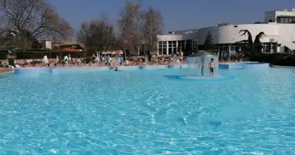 サーマル パーク ドゥナイスカ ストレダ