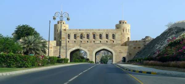 Gate Museum Muscat: Weather and season