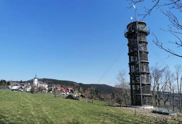 Aussichtsturm des Leuchtturms von Příchovice