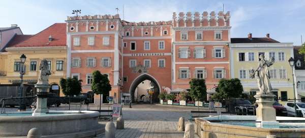 Een wandeling door de stad Retz