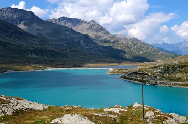 Lago Bianco (2,234m)