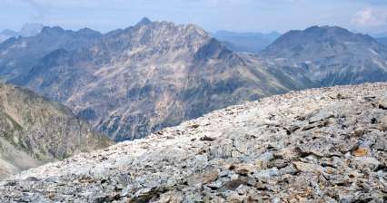 攀登至 Sass Queder (3,066m)