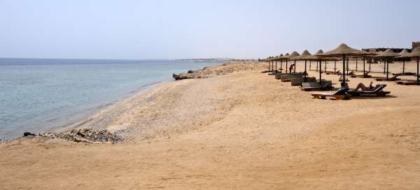 Walk between Shoni Bay and Bliss Nada resorts