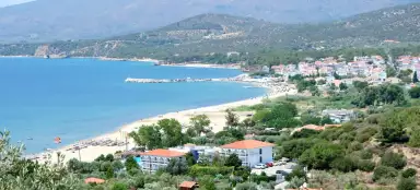 포토스에서 도보로 이동