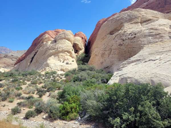 Natural wonders on the outskirts of Las Vegas