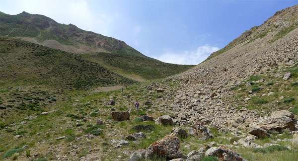 The ascent to the main ridge 
