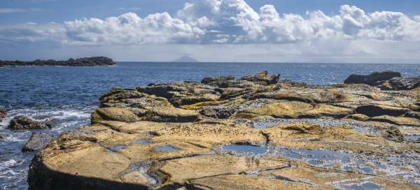Cape Tsumeki and Irozaki: Weather and season