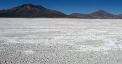シグアナ塩湖