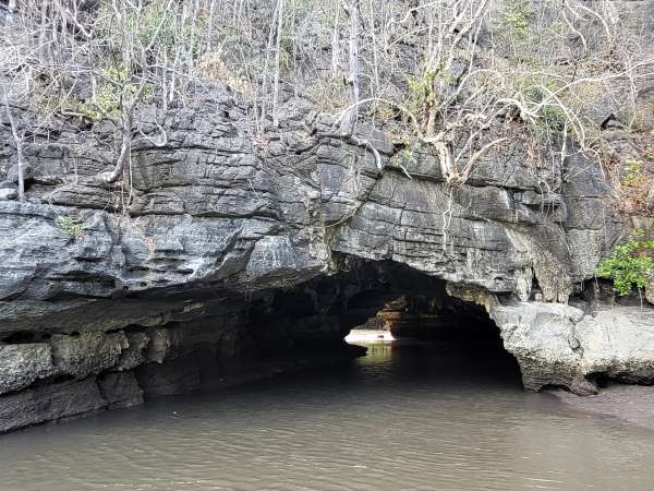 Grotte aux crocodiles