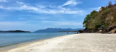 판타이 텡가에서 수영하기