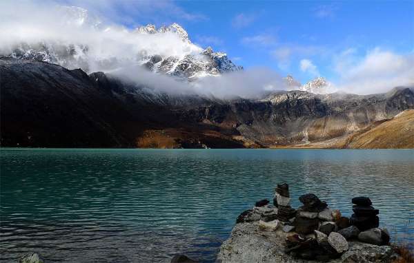 Lake Dudh Pokhari