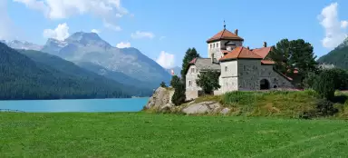 Prechádzka okolo hradu Crap da Sass