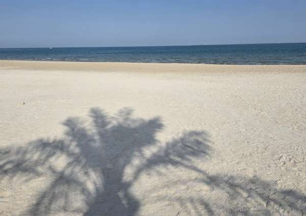 Puste plaże Kuwejtu