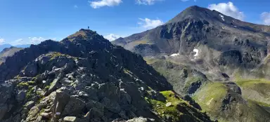 Zehnerkopf에서 능선을 지나