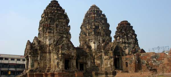 Temple Phra Prang Sam Yod: Visa