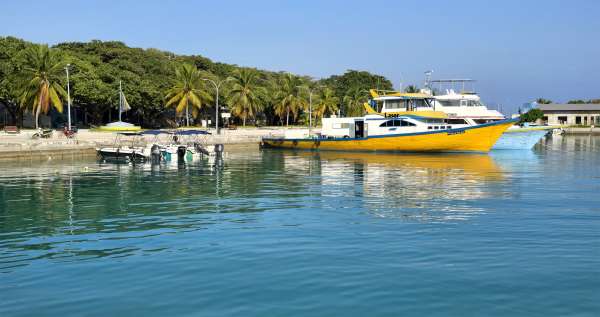 Hafen von Ukulhas