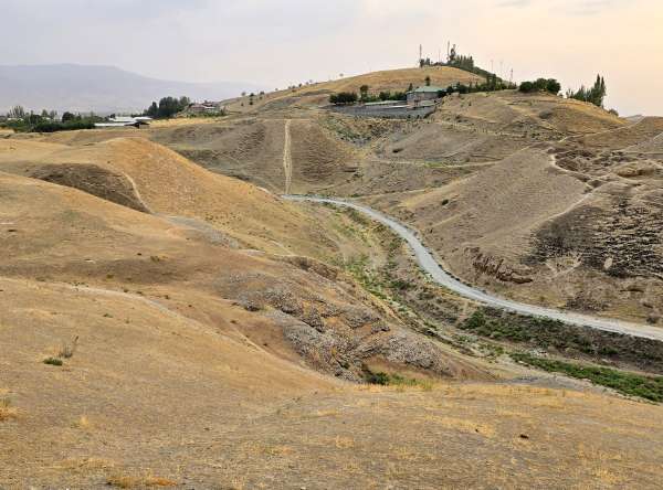 Por encima de la carretera