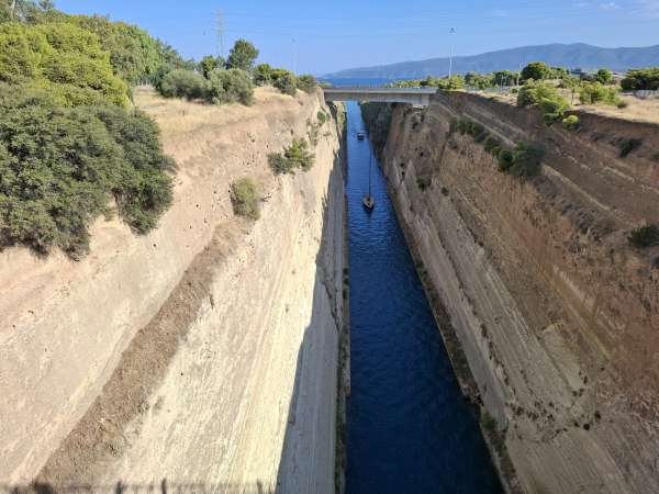 Uitzicht vanaf de brug