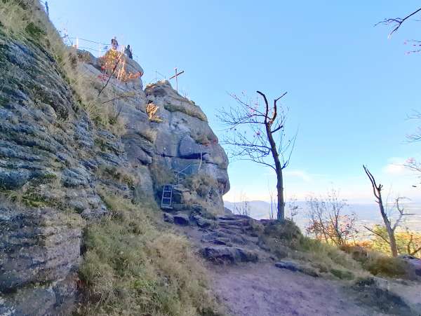 Скалистая вершина