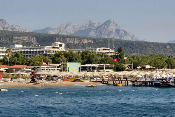 クラブ ホテル ファセリス ローズ