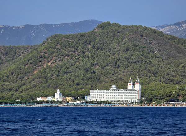 涅槃の眺め 甘い生活