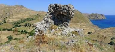 Ruinas sobre Skala Eresou