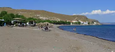 Пляж в Тавари