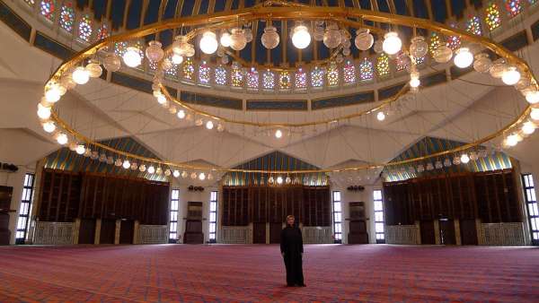 Dans la mosquée