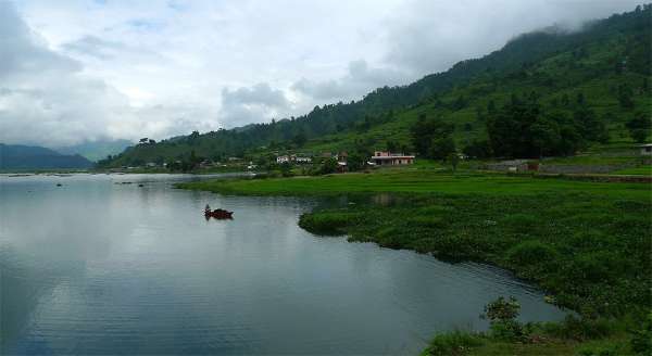 Jezioro Phewa za Pokharą