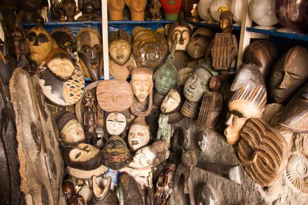 Maskers en totems