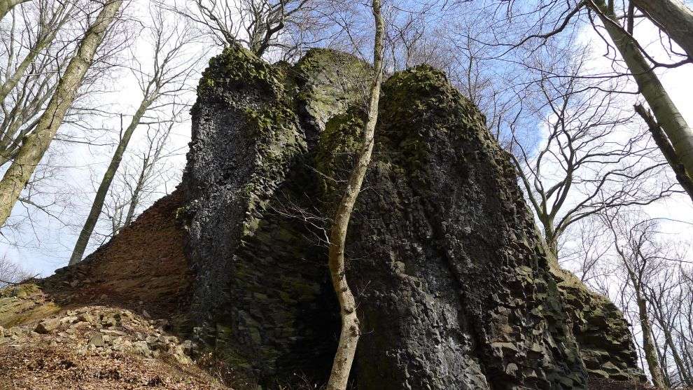 Prohlídka zříceniny hradu Bradlec - Polozapomenutá zřícenina |  Gigaplaces.com