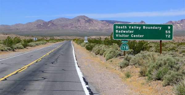 Het begin van de reis naar Death Valley