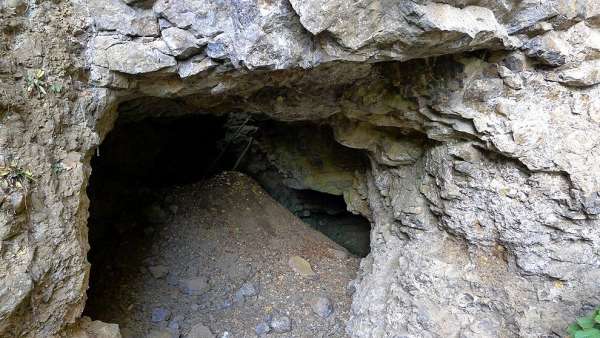 Vstup do jaskyne
