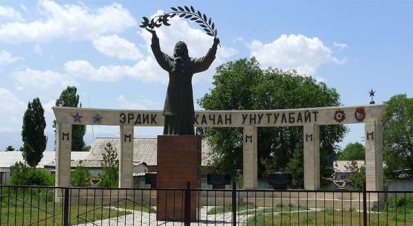 Monumento sovietico