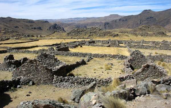 Opuštěná incká vesnice