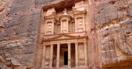 Eine Tour durch die Felsenstadt Petra