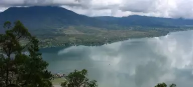 Jezero Batur