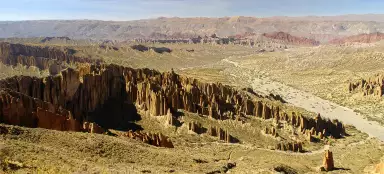 Caminata en tubo Sillar