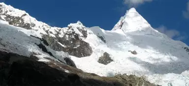 Beklimming naar het noorden van Alpamayo BC