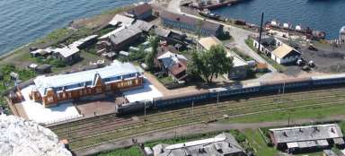 Pociągiem Sljudjanka - Port Bajkał