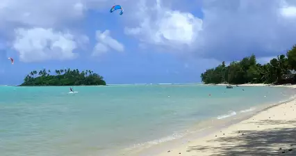 Swimming at Muri Beach