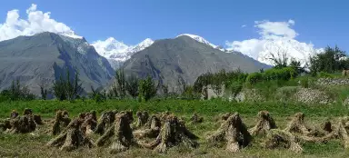 Tour de Karimabad